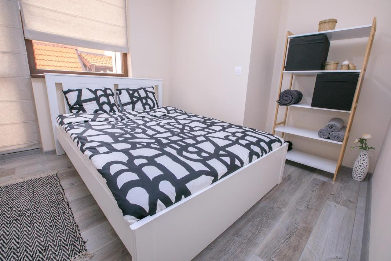Babylon Park Apartment Sandanski Esterno foto